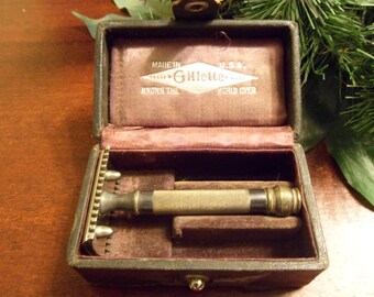 Vintage Gillette Double Edge Safety Razor In Leatrher Covered Box (T)