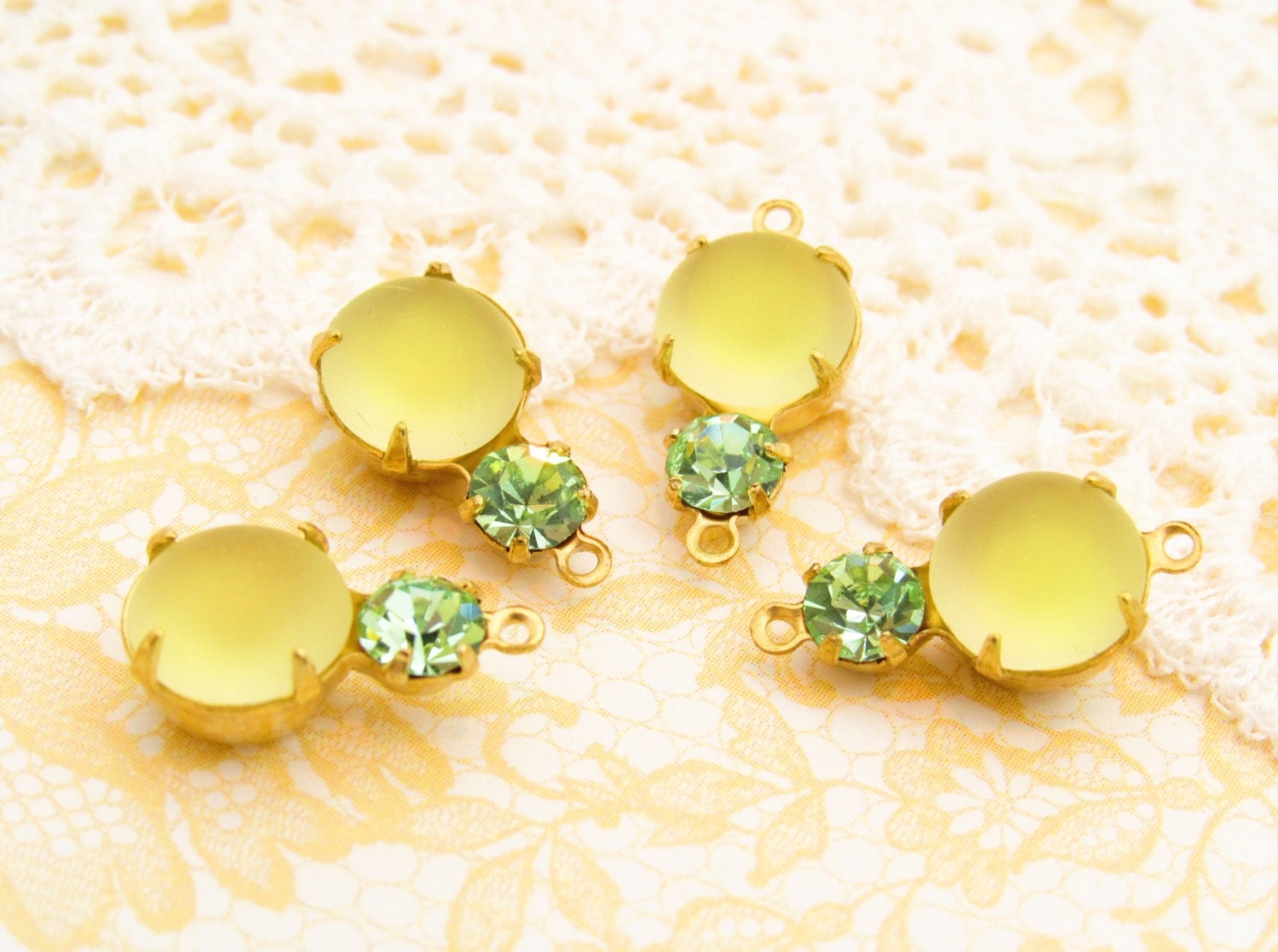 Vintage Matte Yellow & Chrysolite Green Rhinestone Double Set