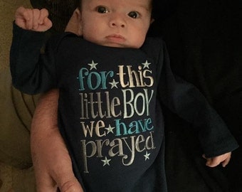 Newborn Baby Gown-Baby Boy Gown & Beanie Set- For this little Boy we have prayed-Baby Shower Gift-Coming Home outfit-Personalized Baby