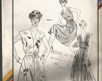 Stretch & Sew by Ann Person. Ladies V NECK FLARED DRESS pattern. Uncut and factory folded. Bust sizes 28 to 44. Great vintage pattern