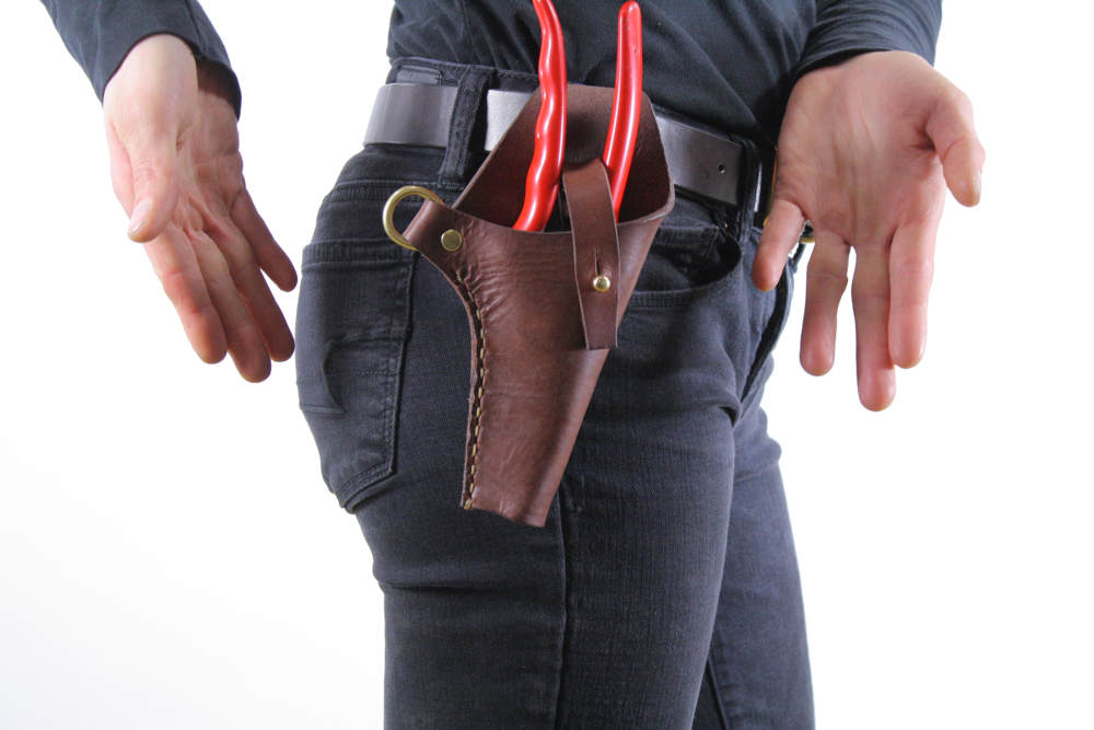 Leather pruner holster. secateurs belt sheath. garden tool