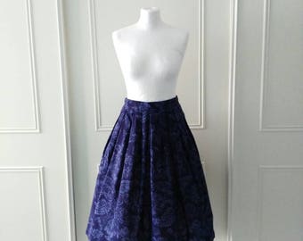 CLEARANCE 1970's vintage skirt floral print skirt mid length skirt pleated skirt Jaeger skirt blue ladies skirt size 16 (best fit 10/12)