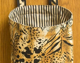 Thread Catcher, Scrap Caddy, Scrap Bag With Pin Cushion