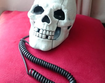 Skull Shape Novelty Telephone, Fathers Day Save 35% Enter Code:DAD35 Offer Ends Sept 4 - Working, Halloween Gift - #560c