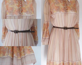 Vintage 1970's dress GORGEOUS