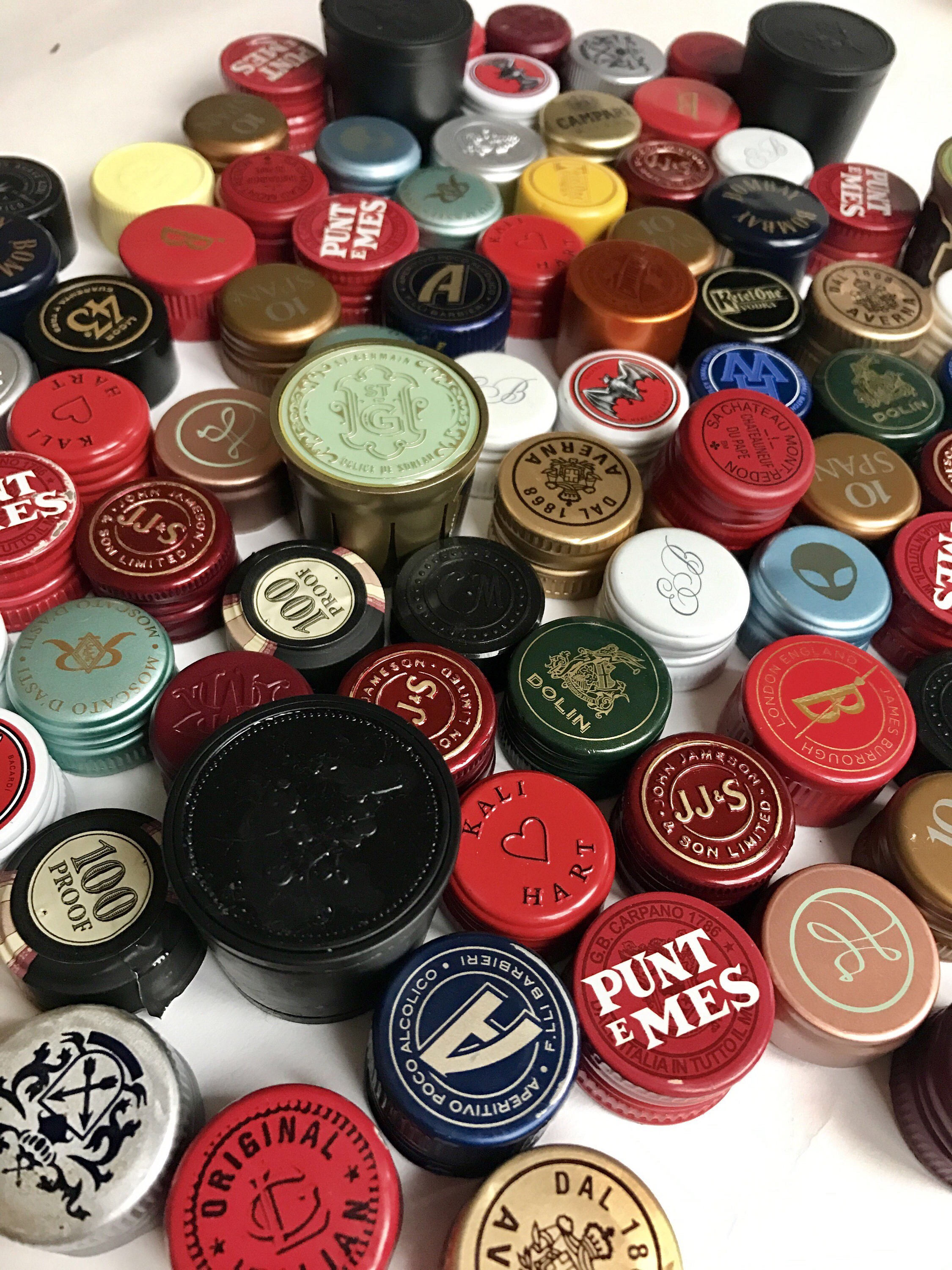 Download Used Liquor Caps,Alcohol Caps,Plain Screw Tops,Bulk Bottle ... Yellowimages Mockups