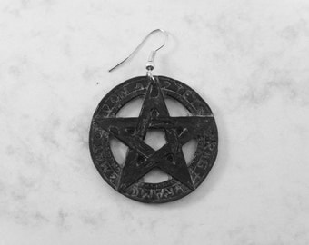 black resin Tetragrammaton earring
