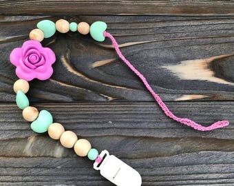 Baby pacifier holder - Pacifier clip - Beads are safe for teething - Silicone pacifier clip - Stylish teething pacifier holder - Dummy chain