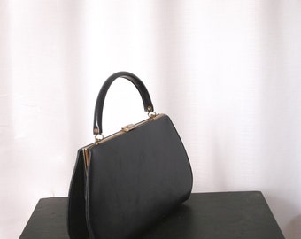 1950's Gorgeous Ladylike Handbag in Dark Navy Blue