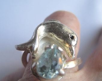 Silver Dolphin Ring ./. Aquamarine Ring ./. Bague Dauphine ./. OOAK Artisan Ring ./. Cast Silver Ring ./. Black Diamond ./. Statement Ring