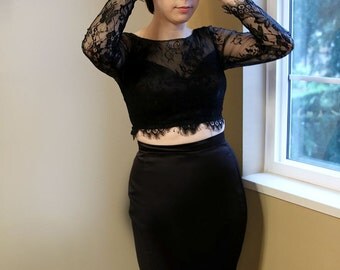 2 Piece Gorgeous Black Lace Wedding Prom Graduation Dress with Long sleeves for a Gothic Party
