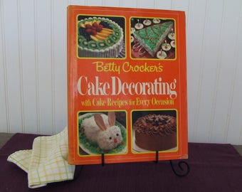 Betty Crocker's Old-Fashioned Desserts Cookbook 1992 First