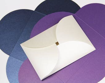 25 - 5 x 7 Metallic Pochette Invitations
