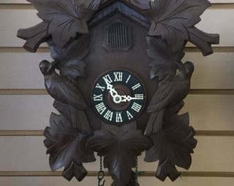 Vintage Black Forest German Cuckoo Clock in Working Condition