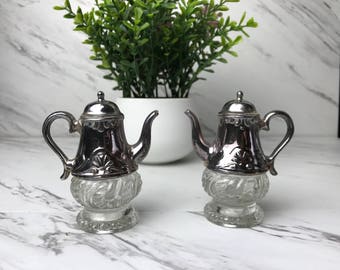 Teapot salt and pepper shaker, vintage silver plate teapot salt and pepper shaker, tea party decor