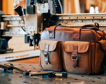Waxed canvas camera bag, leather camera bag, DSLR camera bag, leather canvas camera bag, leather camera bag, camera bag, cross bag