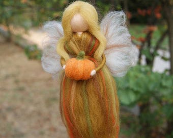 Wool Fairy, Autumn fairy, Needle felted autumn fairy,needle felted fairy, Waldorf fairy, Waldorf Inspired Wool Fairy