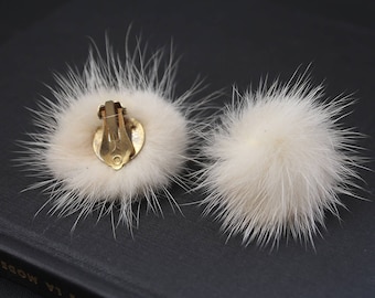 Vintage Fur Earrings, Pom Pom Earrings, Winter Wedding Earrings, Vintage Clip Earrings 1950s Earrings, French Earrings Clip Earrings Vintage