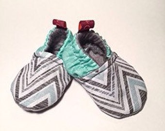 Baby slippers // loafers // Baby soft shoes // Stripes