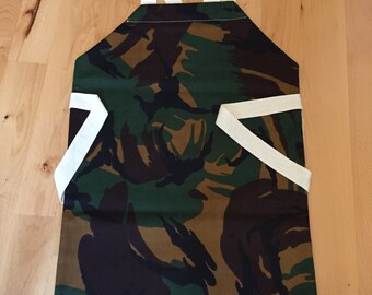 Children's apron, Camouflage Apron,Kids Apron, Adjustable apron, Age 1- 4 years