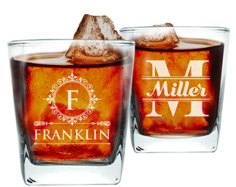 Personalized Whiskey Glassses, Engraved Rocks Glass, Bourbon Glasses, Whiskey Gifts, Groomsmen Whiskey Glasses, Etched Whiskey Glass