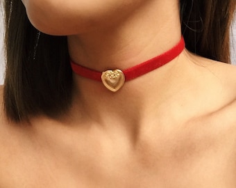 Valentines Day Choker/Large Heart Chokers/thin red velvet choker/ Valentines day jewelry/thin red choker/thin choker/velvet choker red