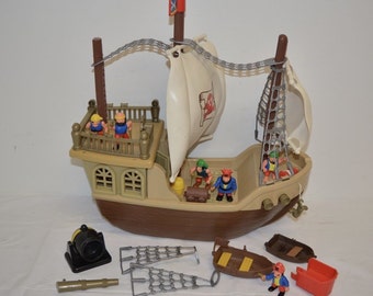 redbox pirate ship and castle playset