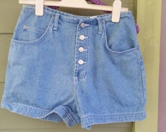 Vintage chambray Blue Button front high-waisted 80s shorts size 11