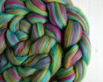 Merino Wool Blended Roving - Spinning - Felting - Spinning Fibres - Felting Wool - Merino Tops - Bright - Go East - Magenta - Blue - Yellow