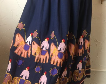 1970s skirt hippie skirt novelty print skirt size medium vintage skirt bohemian skirt ethnic skirt