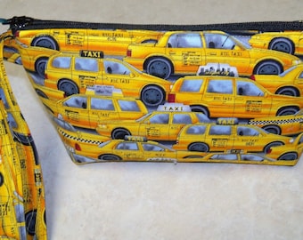 New York City Taxy Cab Wristlet Change Purse Makeup Cell Phone Camera Case PADDED
