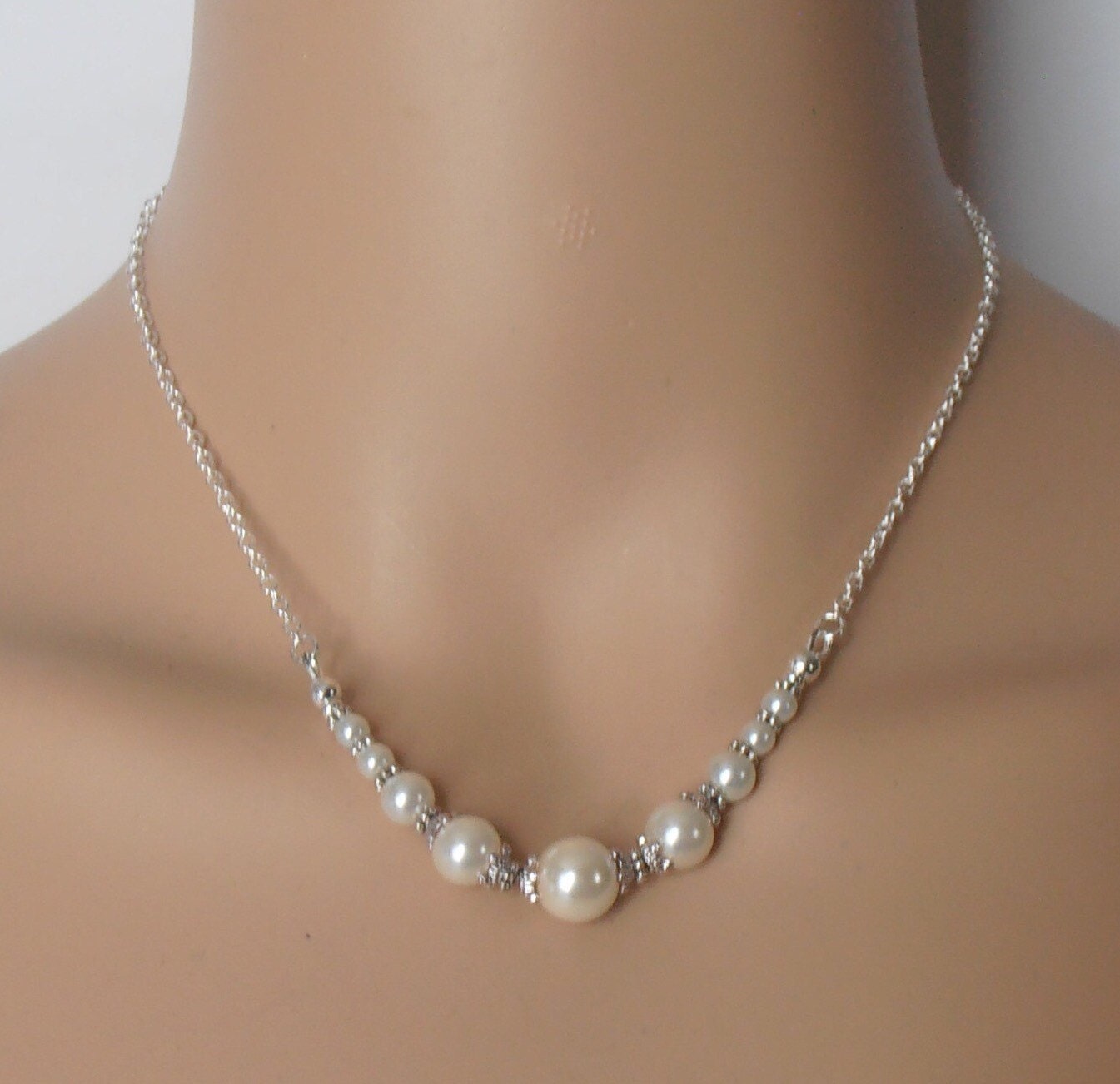Off White Pearl Necklace Ivory Bridal Jewelry Beaded Necklace