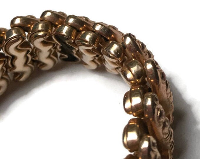 Carmen Expansion Bracelet Gold Tone Repousse Design Vintage