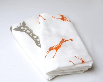 Giraffe cotton muslin squares, giraffe nursery muslin cloths, two pack burp cloths, giraffe baby gift, safari baby shower gift, comforter