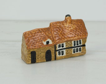 House Figurine Pottery - Small - Miniature - Ornament - Decoration - Brick - Cottage