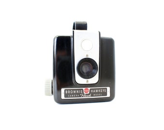 Vintage Kodak Brownie Hawkeye Box Camera