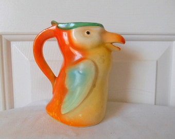 Abigails Pablo Pitcher, Medium Bird main image 1