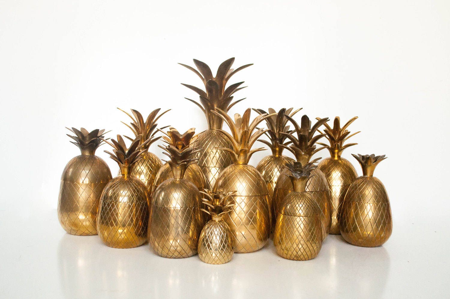 Vintage 9 12 Brass Pineapple Container Or Candle Holder