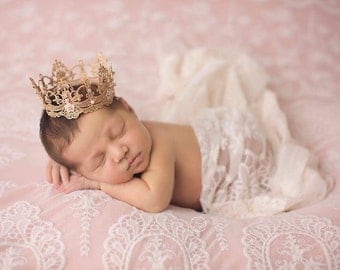 Lace Crown, Newborn Gold Crown, Baby Crown, Girl Crown, Dainty Lace Crown, Photo Prop, Baby Prop, Newborn Prop, Princess Crown, Small Crown