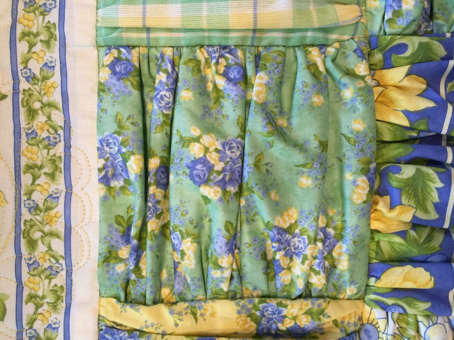 Quilting Woven Hope ruffles. Quilt pattern and design by Heather Spence Designs, copyrighted.