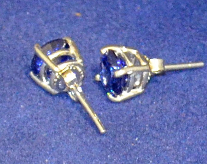 Blue Zircon Studs, 7mm Round, Natural, Set in Sterling Silver E1053