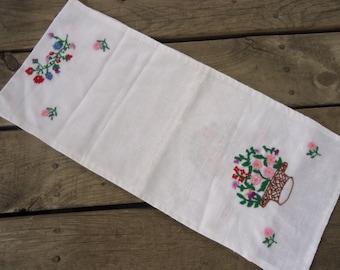 Hand Embroidered Linen Table Runner