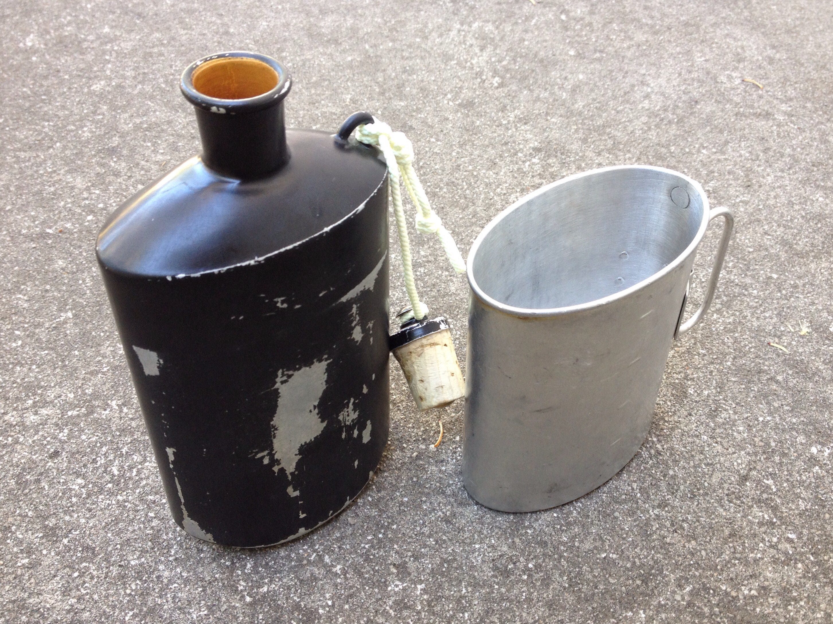 Swiss Army Canteen and cup with handle Flask