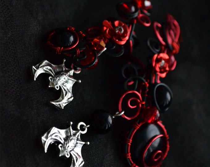 Pair ear cuffs "Vamp" | bats, gothic ear cuffs, gothic bats jewelry, gothic style, rock ear cuff, black-red jewelry, wire ear cuff, vampire