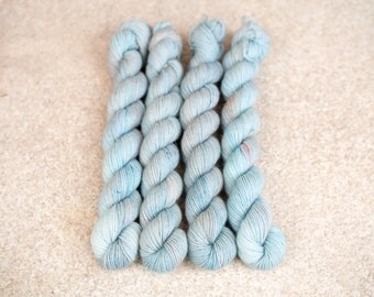 Sock Mini skeins - 75/25 Merino SW/Nylon - Fingering Weight 4ply - 20 grams - 85m/93yards - Ice