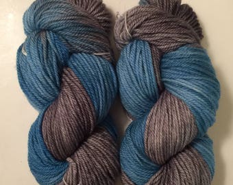 Hand Dyed Yarn Aran weight Worsted weight 100% superwash merino wool | 100 gr | Super Soft | Mockingjay | Free shipping in the US