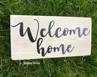 Key holder for wall, Welcome home sign, Custom key holder, Custom key rack, Personalized key holder for wall, Wall key holder, Wood sign