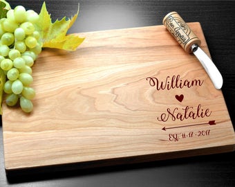 Personalized Cutting Board, Wedding Gift, Monogram Custom, Engagement Gift, Anniversary Gift, Bamboo cutting board, Custom bamboo, Wedding