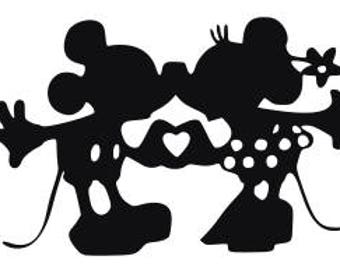 Minnie kissing svg | Etsy