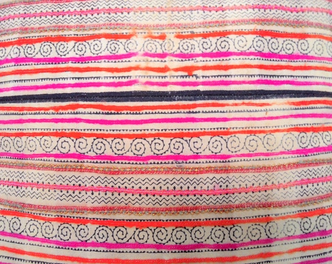 18"x18" Bohemian Rare Vintage Hmong Fabric Pillow Case, Stunning Ethnic Boho Pillow Cover, Old Tribal Costume Textile Decorative Pillow